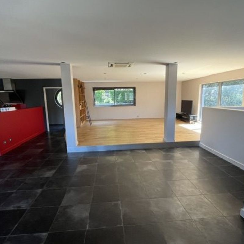 Loft de sept pièces à louer à TOURNON SUR RHONE - Photo 1