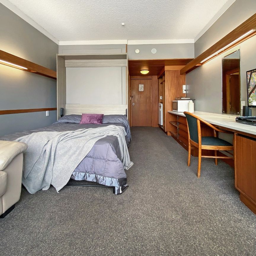 Sharella Living - Photo 1