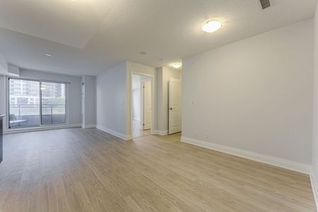For Lease - 1 De Boers Drive Unit# 319, Toronto, Ontario - Photo 3