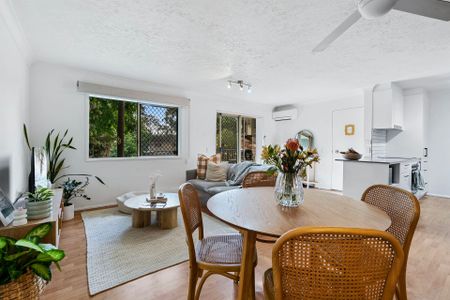 5/4 Rolan Court, Palm Beach. - Photo 5