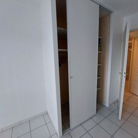 Location Appartement 2 pièces 35m² - Photo 4