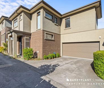 Three bedroom open-plan living at its finest! - Photo 4