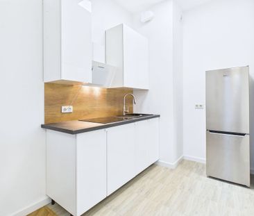 Kawalerka z garażem w cenie PKP Okęcie Okazja! - Photo 3