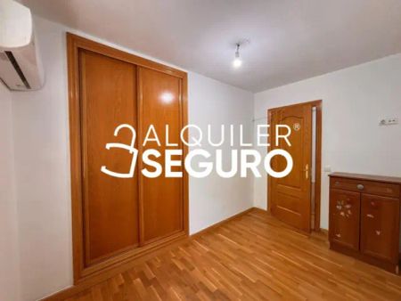 Piso en alquiler en Chamartin - Photo 2
