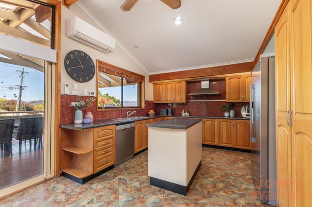 6 Berrell Street, Chisholm ACT 2905 - House For Rent | Domain - Photo 1