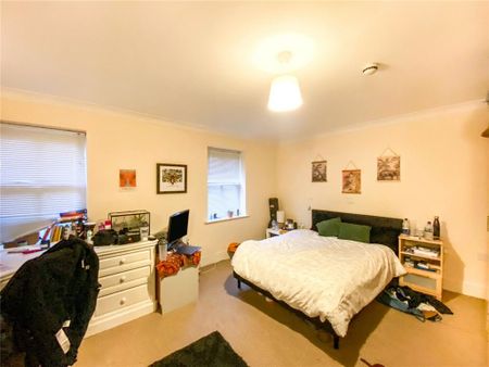 6 bedroom semi-detached house to rent - Photo 4