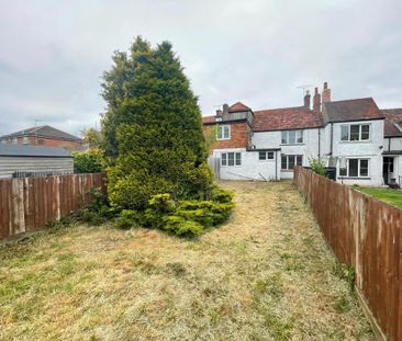 3 bedroom terraced house to rent - Photo 3