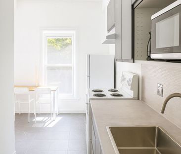 For Lease - 198-200 Queen Street Unit# 207, Toronto, Ontario - Photo 1