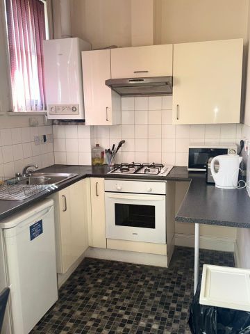 Studio Flat, Bow Road, E3 - Photo 5