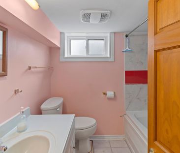 For Lease - 284 Jackson Avenue, Oshawa, Ontario - Photo 5