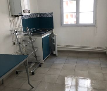 Brest Vaste T2 au coeur de Saint Martin au 2ème et dernier étage - Photo 3