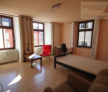 Modernes, möbliertes WG-Zimmer im Stadtkern von Annaberg! - Photo 4