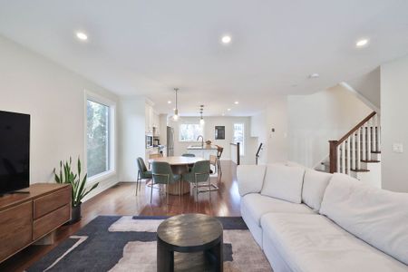 For Lease - 482 Anthony Drive, Oakville, Ontario - Photo 3