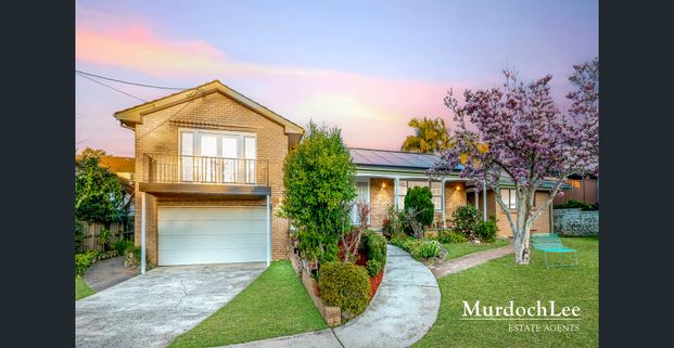 Spacious Family Home in Prime Castle Hill Location | Walk to Metro & Castle Towers - Photo 1