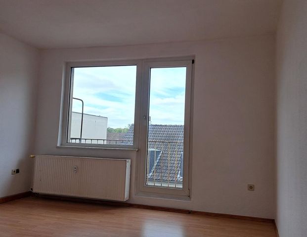 Helle 2-Zimmer-Wohnung in zentraler Lage zu vermieten - Photo 1