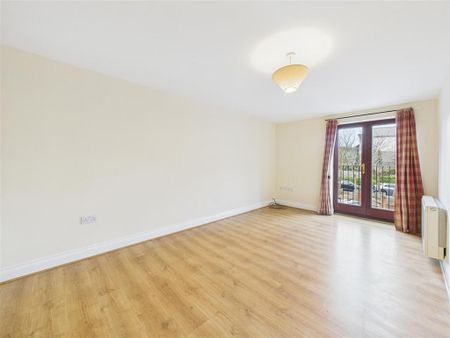 2 bedroom flat to rent - Photo 5
