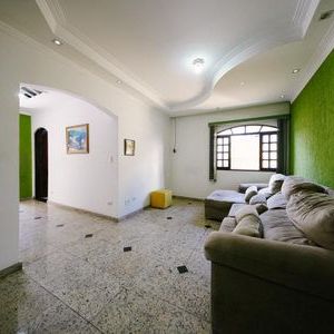 Casa para alugar com 330m², 3 quartos e 1 vaga - Foto 1