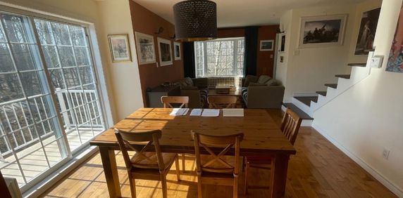 Maison de ville à louer, 2 chambres, 2 salles de bain - Photo 2