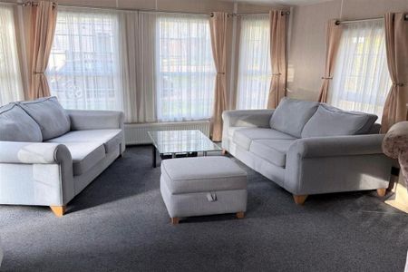 2 bedroom house to rent - Photo 2