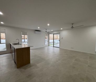 Spacious 4-Bedroom, 2-Bathroom House - Photo 1