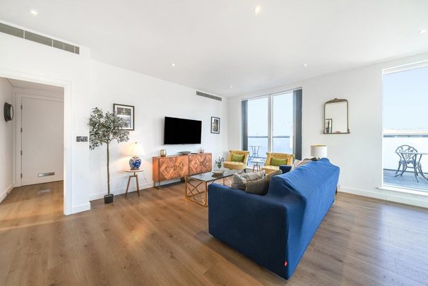 Heritage Walk, London TW8 - Photo 1