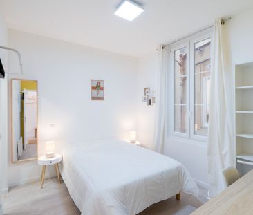 PICOT Roommate 5 Bedrooms at Toulon - Photo 1
