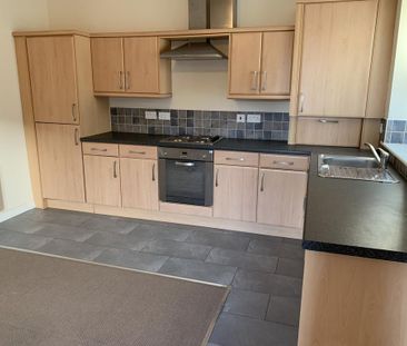 2 bedroom apartment to rent - Photo 2