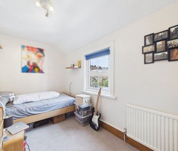 3 bedroom terraced house to rent - Photo 5