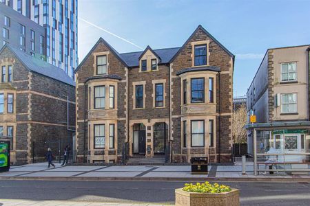 2 bedroom flat to rent - Photo 3