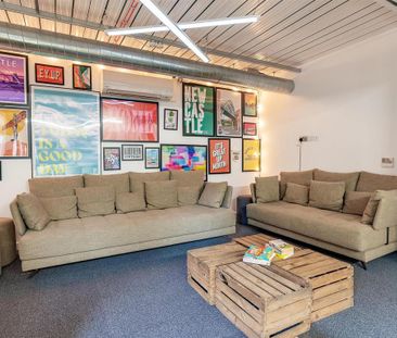 Studio to rent - Photo 2