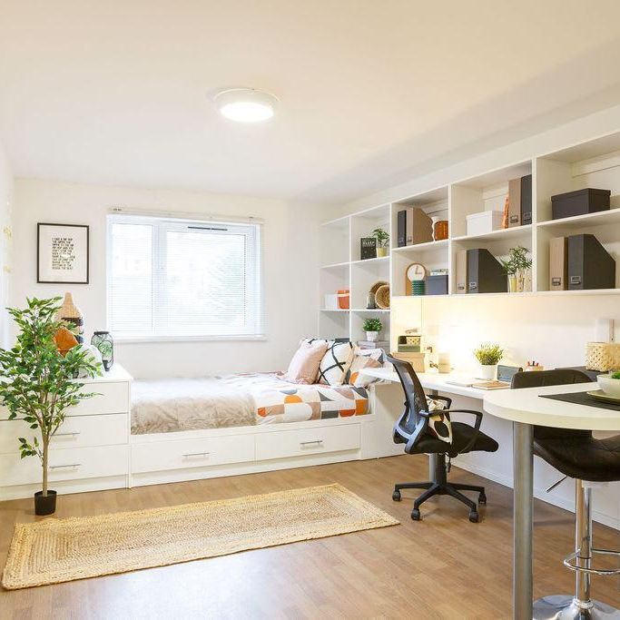 Studio to rent - Photo 1