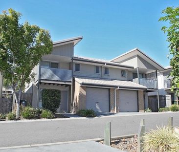 WALKING DISTANCE TO GARDEN CITY, LUXURY TOWNHOUSE FOR RENT, AIRCON ... - Photo 1