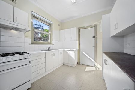 32 Vicliffe Avenue, - Photo 5