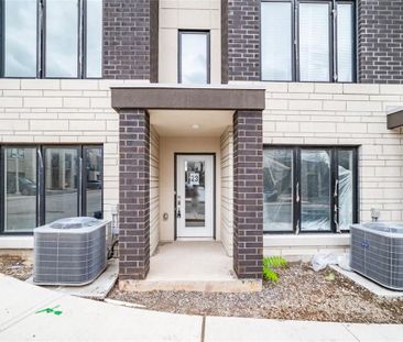 For Lease - 1095 Cooke Boulevard Unit# 23, Burlington, Ontario - Photo 3