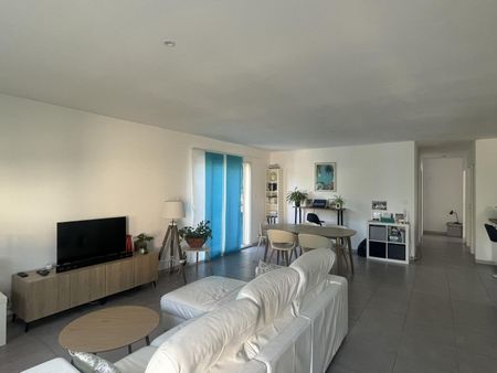 Location Maison 4 pièces 97m² ST JUERY 81160 - Photo 2