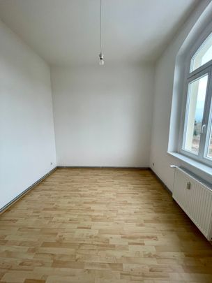 Schön geschnittene 2-RW mit EBK nähe Bahnhof - Photo 1