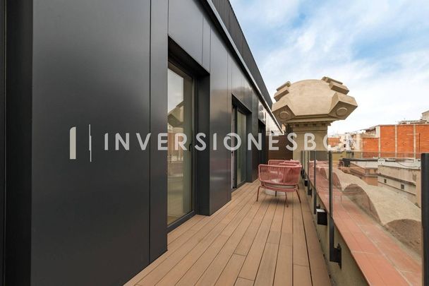 2 room luxury penthouse for rent in Barcelona, Catalonia - Photo 1