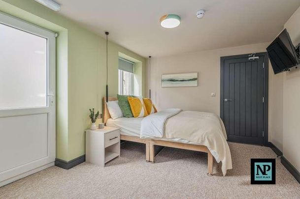 Alfred Street, Tamworth, B79 - Photo 1