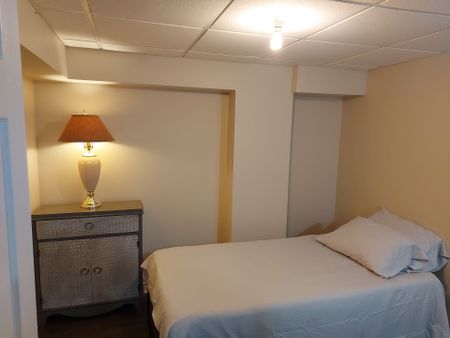 For Lease - 52 Bay Hill Drive, Vaughan, Ontario - Photo 3