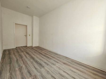 Schöne helle 3-Zimmer Wohnung mit Balkon - Foto 5