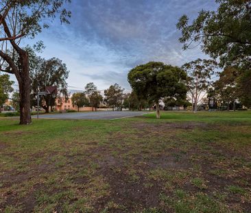 Superb Family Home - Photo 6