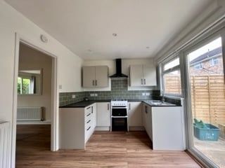 Kirby Close, AXMINSTER - Photo 3