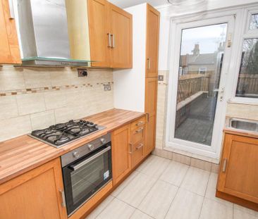 2 bedroom flat to rent - Photo 6