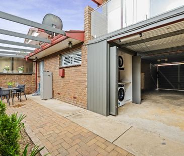 Perfectly Positioned In The Heart Of South Albury - Photo 4