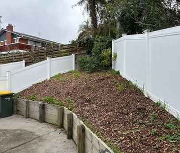 2-Bedroom Unit in Sought-After Forrest Hill - Photo 2