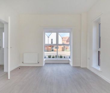 3 bedroom detached house to rent - Photo 2