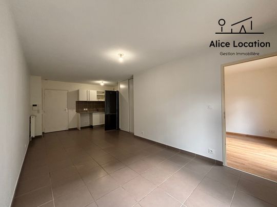 Location Appartement 2 pièces 44m² NEUVECELLE 74500 - Photo 1