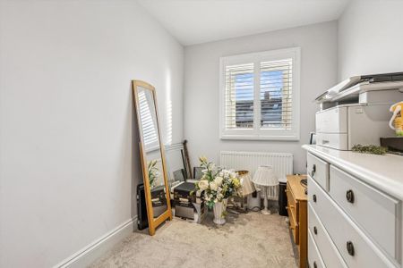 2 bedroom semi-detached house to rent - Photo 3