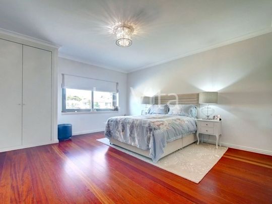 4 bedroom luxury Semidetached House for rent in Birre, Cascais, Lisbon - Photo 1