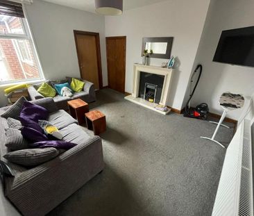 4 bedroom house share to rent - Photo 2